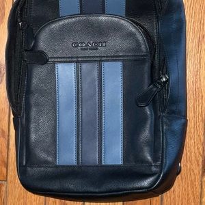 Coach Houston Sling Pack Crossbody Bag With Stripe in Navy